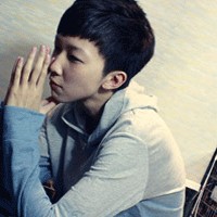 �Ҹ�һ�Ե�QQͷ�����£�ֻΪ���غ�����������