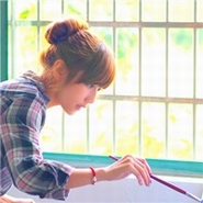 �������˸�Ů��ͷ�񣬲����˺�������Ϊһ��������