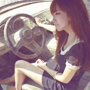 �������˸�Ů��ͷ�񣬲����˺�������Ϊһ��������