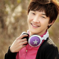 ����������QQ����ͷ��һ��һŮ��ϲ��ֻ����