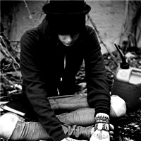 2012�ڰ������˸�ͷ��,���������Ե�����ʧȥ����ɫ