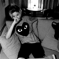 2012�ڰ������˸�ͷ��,���������Ե�����ʧȥ����ɫ