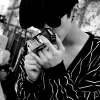 2012�ڰ������˸�ͷ��,���������Ե�����ʧȥ����ɫ