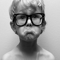 2012�ڰ������˸�ͷ��,���������Ե�����ʧȥ����ɫ