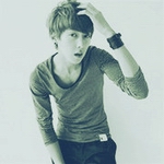 ����˧�����͸���QQ����ͷ�񣬰�����ɻ�ľ�����ԥ�ͷŲ���