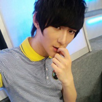 ����Լ�������QQͷ���������ܸ����ŵ�Գ���