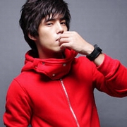 ƫƫ������Ķ�������qqͷ��ת������ôһ˲�� ��ȴ������