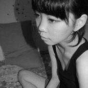 ����������QQ�ڰ�Ů��ͷ��������һЩС�����鿴�������