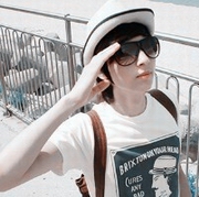 �����и�������qqͷ������һ����ǰ������