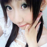 ����������Ů������ͷ��,�����۾����Ÿ��ֹ���