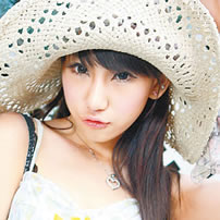 ����������Ů������ͷ��,�����۾����Ÿ��ֹ���