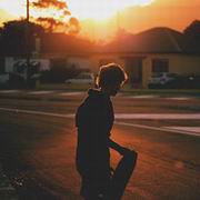 �ڰ��˸�����qqͷ�񣬾������ഺ���ٵ�����