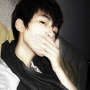 �ڰ��˸�����qqͷ�񣬾������ഺ���ٵ�����