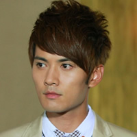 ʱ��˧�����QQͷ��,��ɫ��ͷ������һ��ī�����