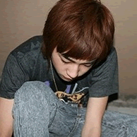 ���ᳬק����˧������ͷ�񣬿�һ����������޷�����