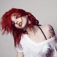 Ψ���ɰ�����Ů��ͷ��,�ںڵĳ���ʱ��ô�ĺÿ�