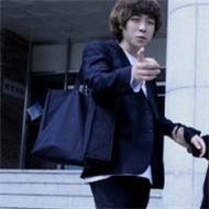 ���������Ц�� ֻ�ܻ���