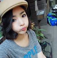 �ഺ�л𻨵�QQ����ͷ��һ��һŮ��Ϊ�Ⱥ����������