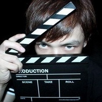 �ഺ�л𻨵�QQ����ͷ��һ��һŮ��Ϊ�Ⱥ����������