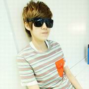 �����͵�˧������QQͷ�񣬲����ֵ�����. �վ������˺�