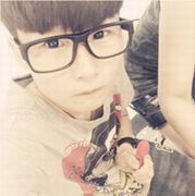 �ɰ������С����QQͷ�񣬰����ǵİ���������ʻ��Ķ���