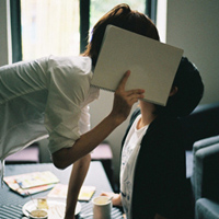 ����˫��ͷ�� ���ڳ��ű��ѵ����