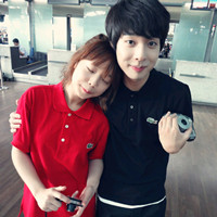 ����˫��ͷ�� ���ڳ��ű��ѵ����