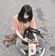 �ڰ�Ư��Ů��qqͷ�� ���һ�仰����һ�׸赥��ѭ��