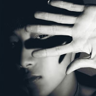 QQ�����ڰ��˸�ͷ��,�Ƿϲ����ҵĴ��Ǳ��˵�̫��