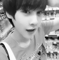 QQ�����ڰ��˸�ͷ��,�Ƿϲ����ҵĴ��Ǳ��˵�̫��