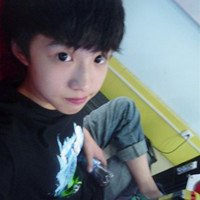 �����Ҹ���QQ����ͷ��һ��һŮ��ֻΪ����ҹ�����˼��