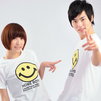 �����Ҹ���QQ����ͷ��һ��һŮ��ֻΪ����ҹ�����˼��