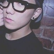 ���Ҹ�Ψ��QQ����ͷ��һ�Զԣ�һ��һŮһ��һ�ҵ�������ܰ���