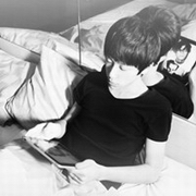 ��ק�ܿ��QQ����ͷ��һ���˿����������µ�����ʼ�