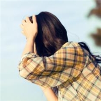 Ů��Ψ����̬�˸�ͷ��,������ֻ���Լ��侲�����Ż�ƽ��