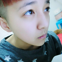 ������������QQͷ����İ���ʹ˭����