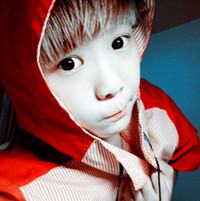 ��Ƭ��������΢Ц��ʧɫ