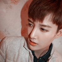 ��Ƭ��������΢Ц��ʧɫ