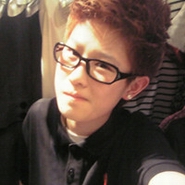 ����ʱ�и�������ͷ��,��֪����ô����ֻ��ĬĬ����