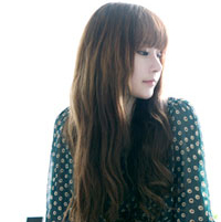 ��ി��ķ�����Ů��ͷ��΢Ц�ﰮ���������