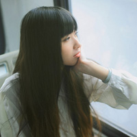 ��ി��ķ�����Ů��ͷ��΢Ц�ﰮ���������