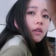 Ұ��90��СŮ������ͷ�񣬴�С��ñ��ͷ����ק