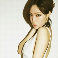 Ұ��90��СŮ������ͷ�񣬴�С��ñ��ͷ����ק