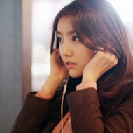 Ұ��90��СŮ������ͷ�񣬴�С��ñ��ͷ����ק