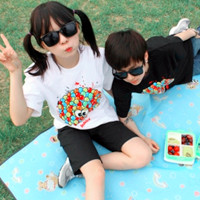 ������Ե��QQ����ͷ��һ��һŮ�����ĵȴ��Ĳ������