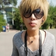 ����Ӣ��������qqͷ���Ҳ������ߵĶ�����ѹ�