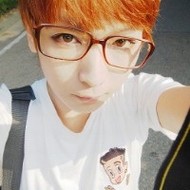 ����Ӣ��������qqͷ���Ҳ������ߵĶ�����ѹ�