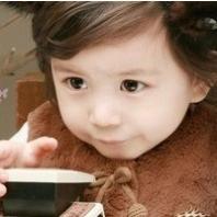 ���ɰ�����С����ͷ��,ԲԲ�����������۾�