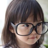 ���ɰ�����С����ͷ��,ԲԲ�����������۾�