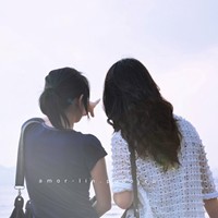 ���þ���������ҵ�Ů��